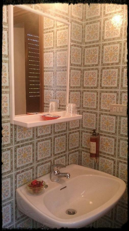 B&B Lo Scoiattolo Nebbiu Zewnętrze zdjęcie