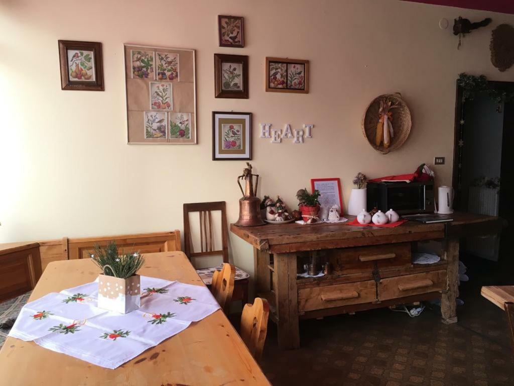 B&B Lo Scoiattolo Nebbiu Zewnętrze zdjęcie